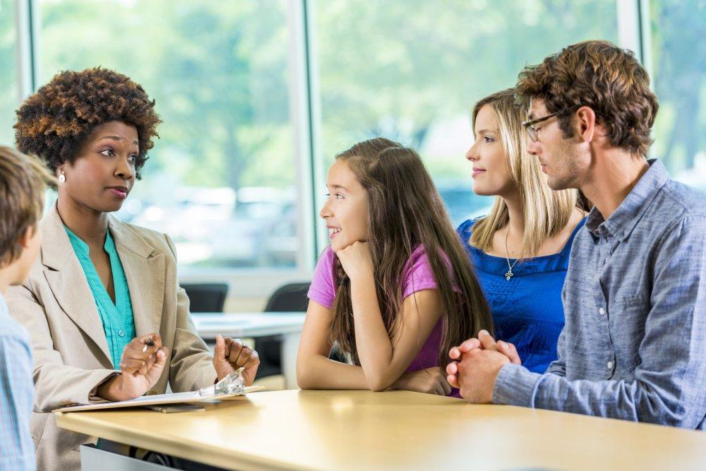 Parent_teacher_conference