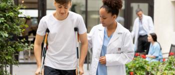 Teenager, Crutch, Patient, Occupational Therapy, Physical Therapy